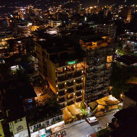 Pokhara Batika Hotel Eksteriør billede