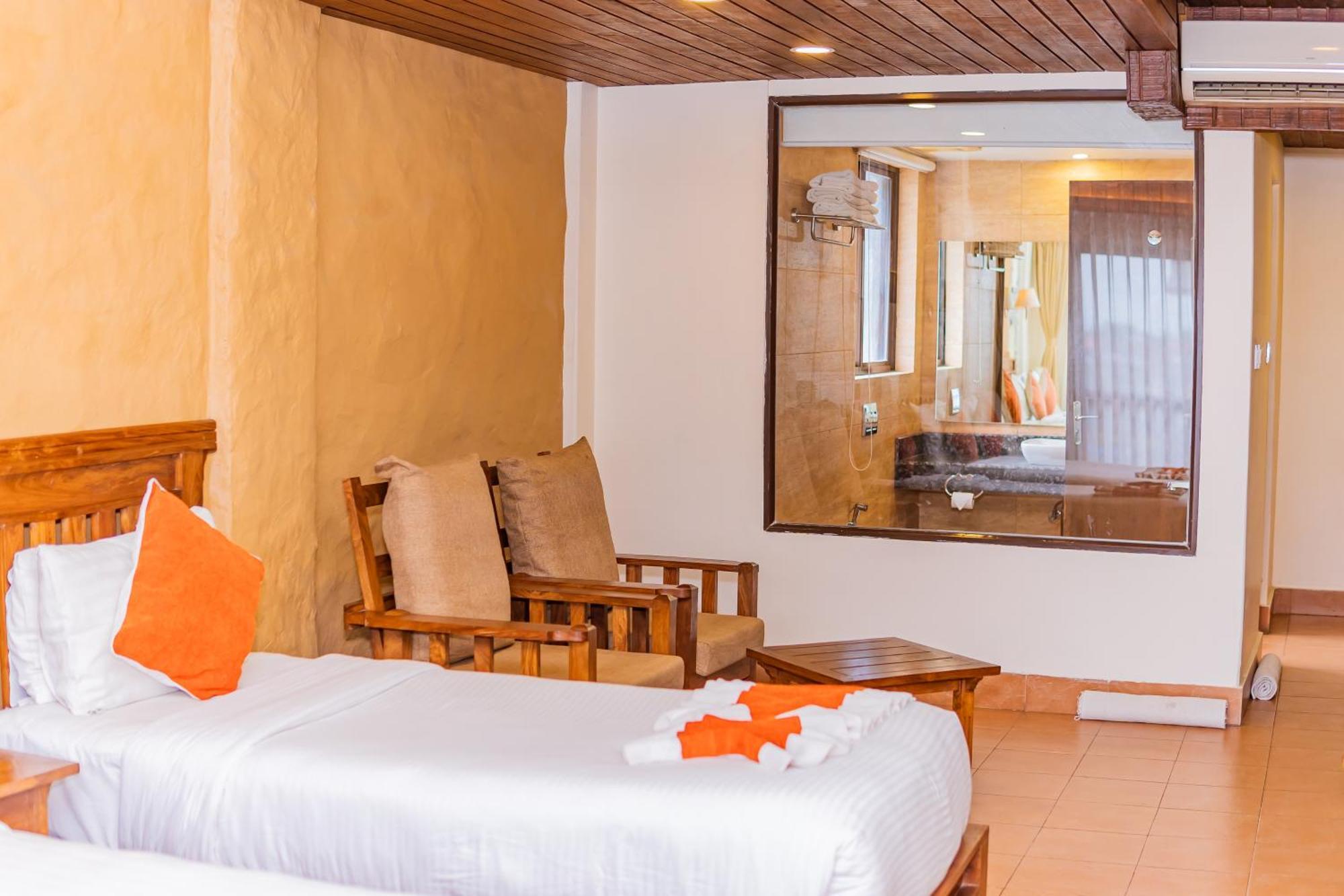 Pokhara Batika Hotel Eksteriør billede