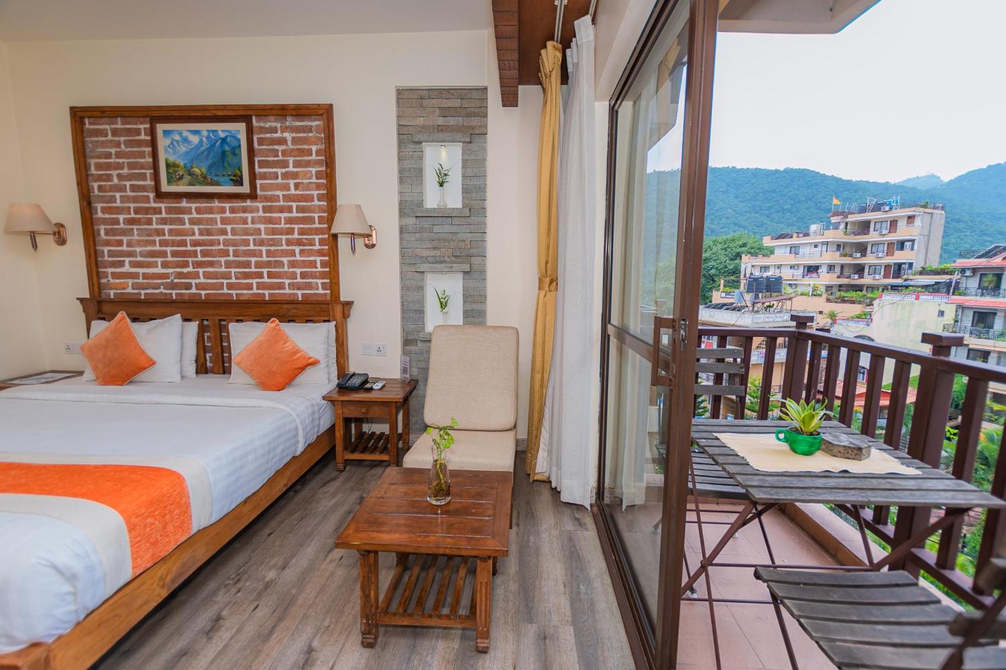 Pokhara Batika Hotel Eksteriør billede