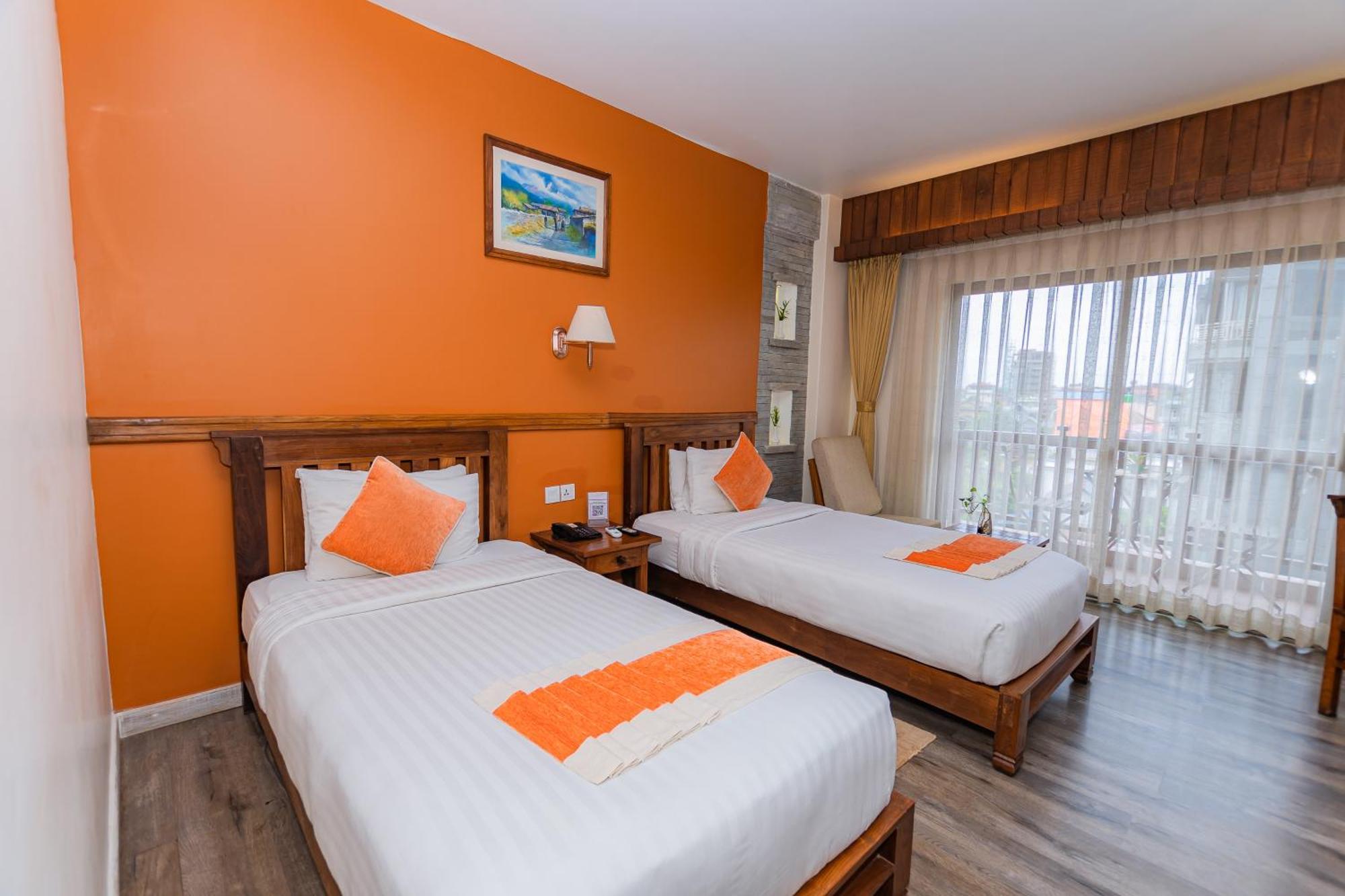 Pokhara Batika Hotel Eksteriør billede