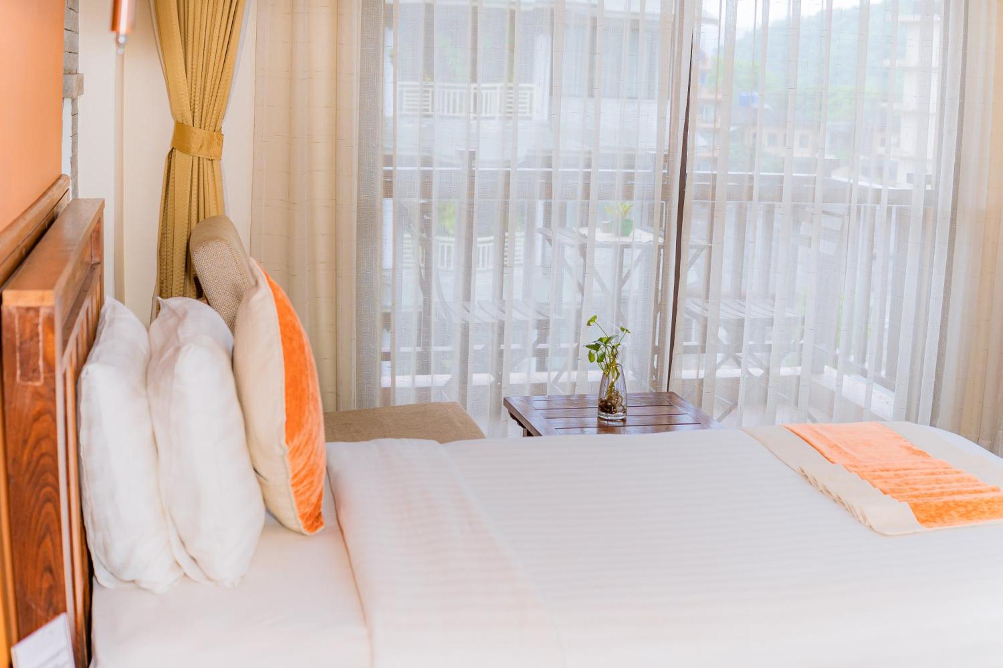 Pokhara Batika Hotel Eksteriør billede