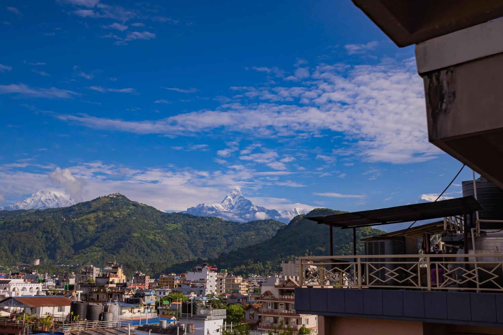 Pokhara Batika Hotel Eksteriør billede