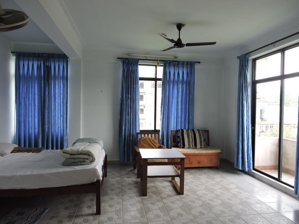 Pokhara Batika Hotel Eksteriør billede